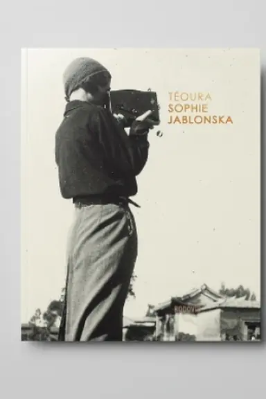 Buchcover: TÉOURA. Sophie Jablonska